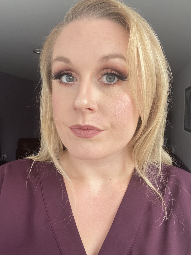 Victoria Woollaston bio headshot
